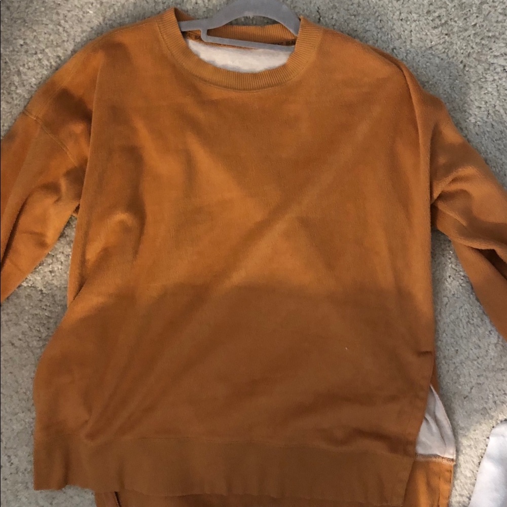 Euc Aerie Camel Sweatshirt with Side Slits